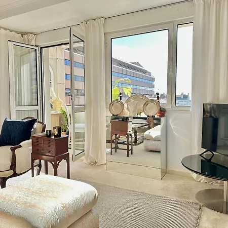 Golden Light Apartment