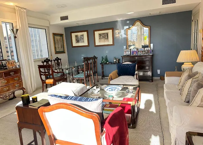 Golden Light Apartment